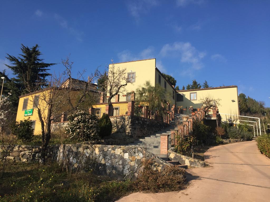Turismo Rurale Oro Verde Bed & Breakfast Bronte Exterior photo